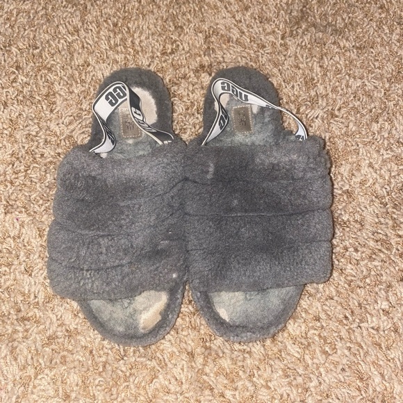 Slip on grey ugg slippers! - Picture 2 of 2